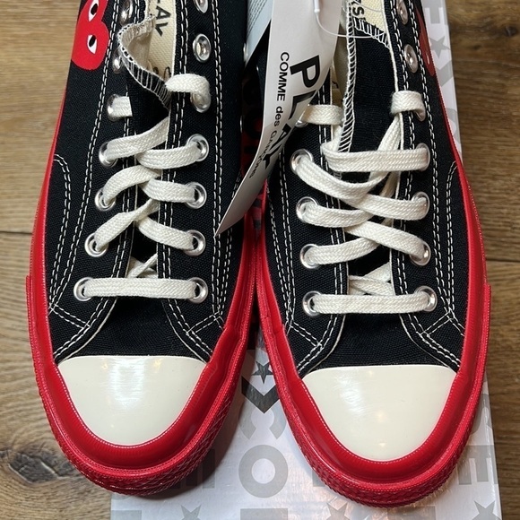NIB Converse x Commes des Garçons Black & Red Chuck Taylor Sneakers Size 9 - Picture 5 of 11